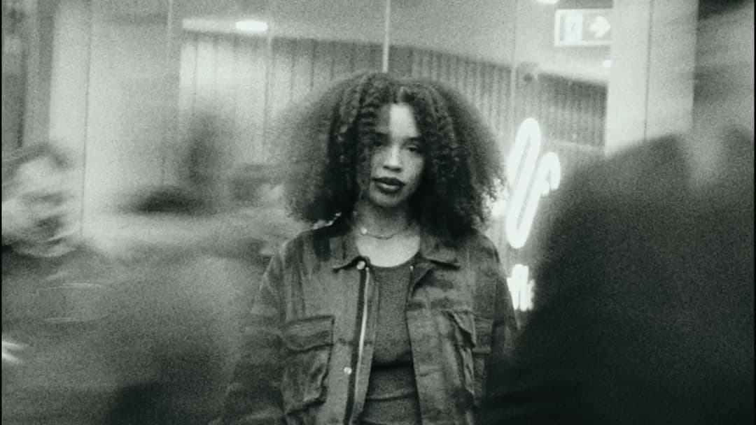 Bel Cobain