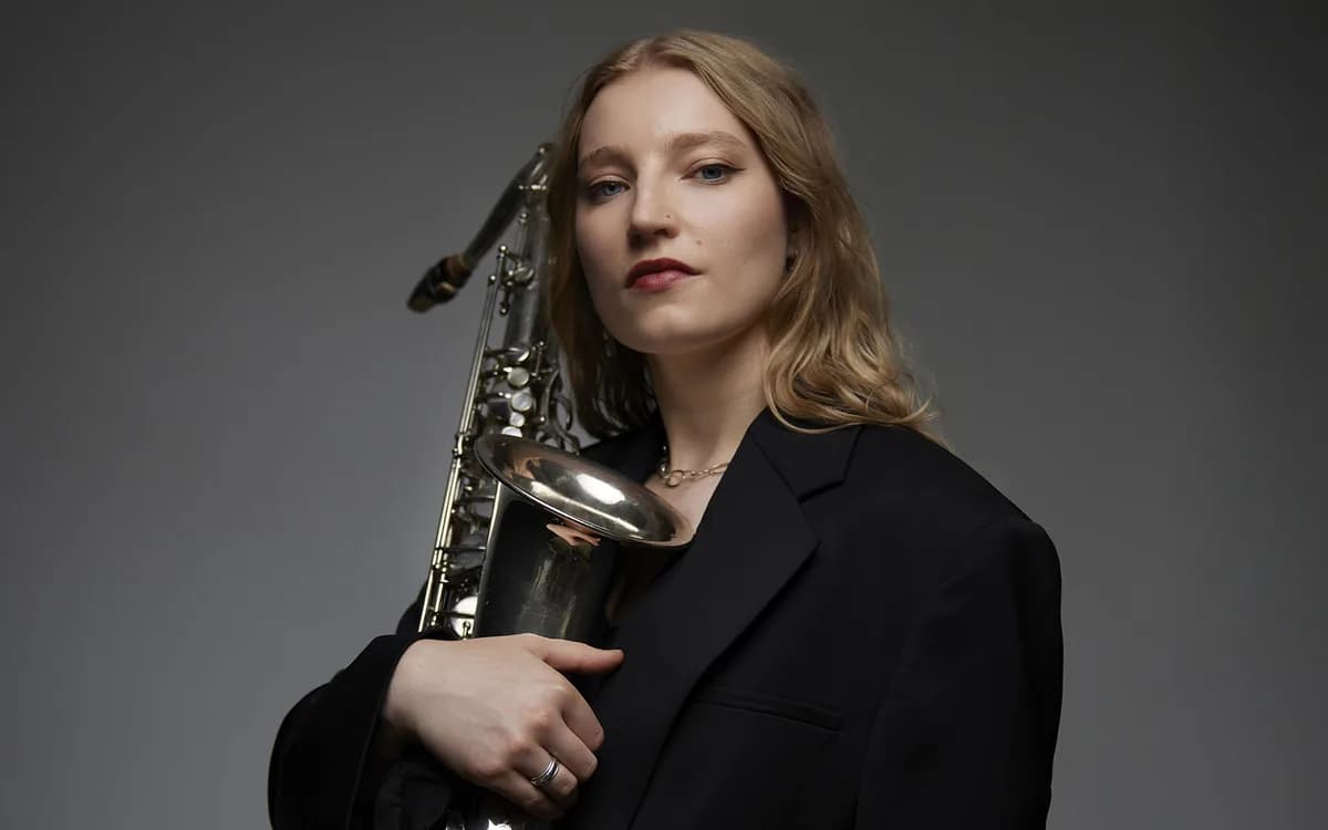 Emma Rawicz en concert